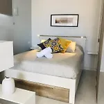 Estudio Con Amplia Terraza En Appartement *